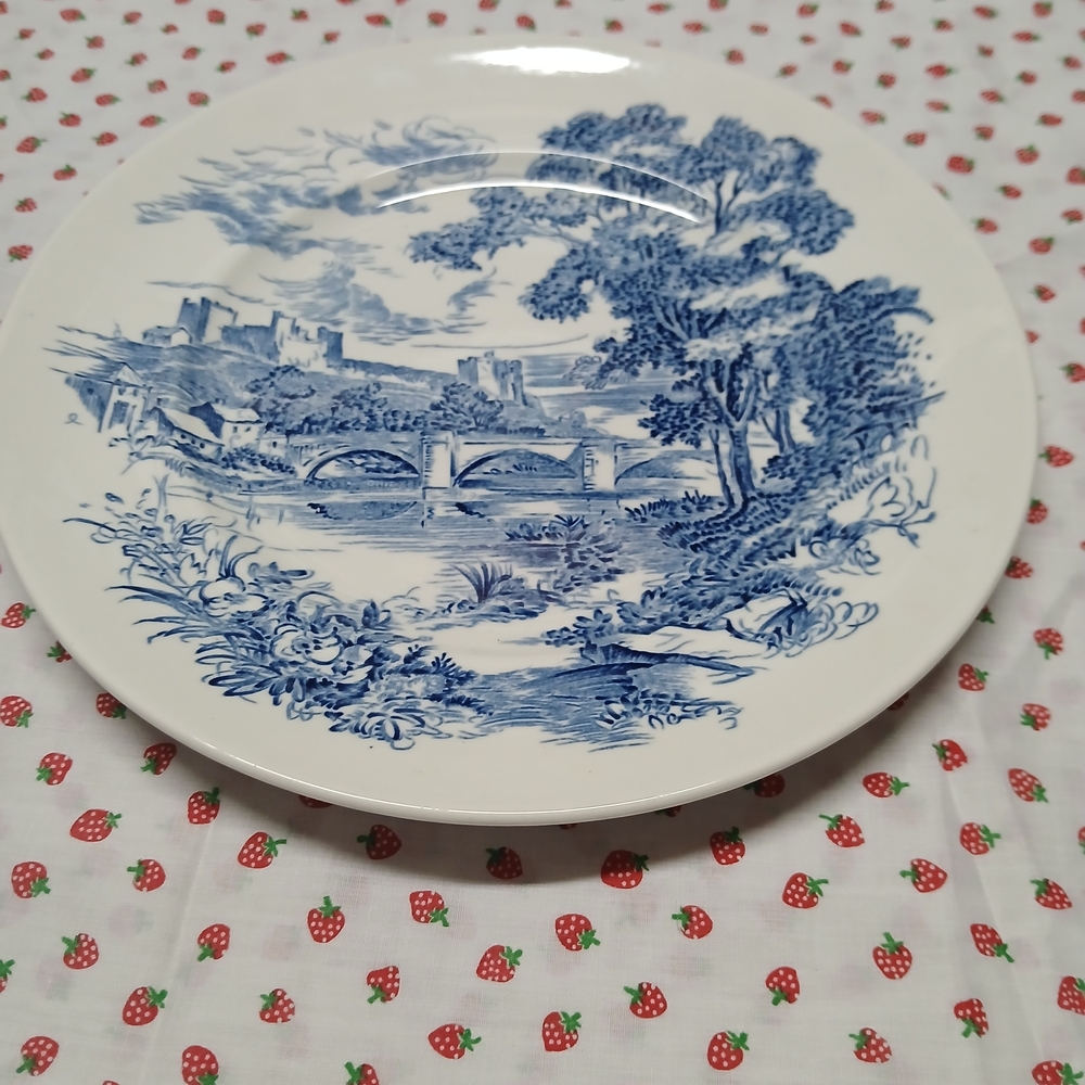 Countryside Dinner Plate